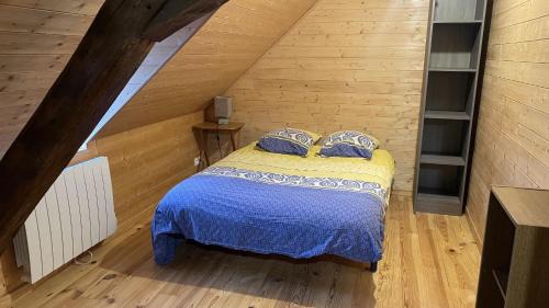 Imphy Apartment | Family-Friendly Retreat with 2 Bedrooms & Pet Amenities