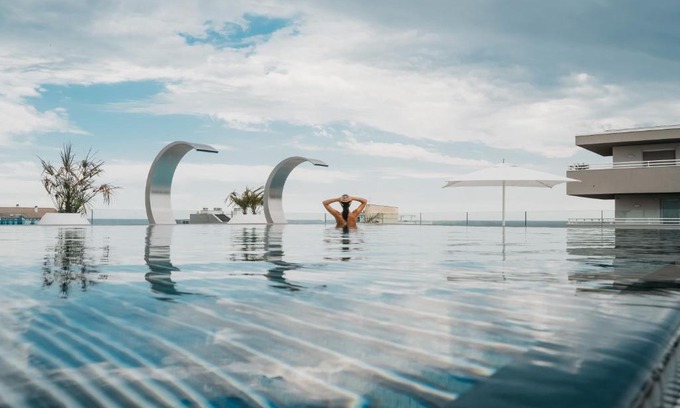 Jesolo Hotel | Discover J44 Lifestyle Hotel: 5-Star Beachfront Escape