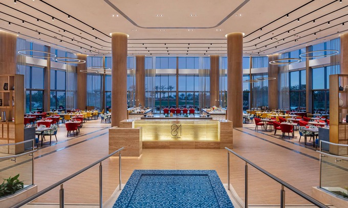 Jebel Ali Hotel | Elegant JA Lake View Resort with Scenic Ocean Views