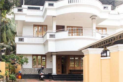 Thrissur Villa | Discover Family-Friendly Comfort at Jaalakam Retreat