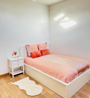 Bezons House | Discover Jabeen's House: Child-Friendly Retreat Awaits