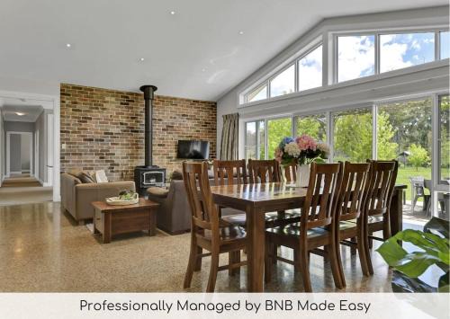 Calare House | Jabulani - Entertainer's Paradise with Inviting Firepit