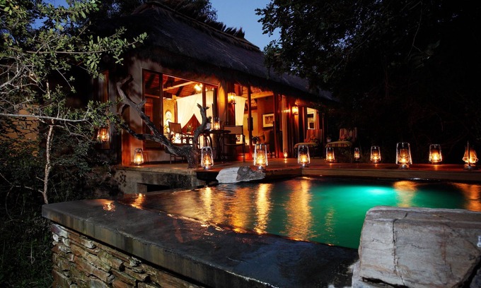 Thorny Bush Game Reserve Cabin | Explore Jabulani Safari: 5-Star Retreat with Private Pools