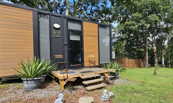 Samford Valley House | Jacaranda Mews Summar