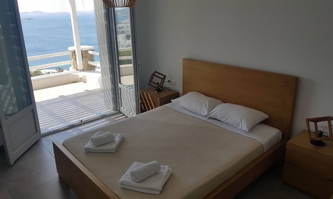 Tourlos Apartment | Jaccuzi Sea View apartment