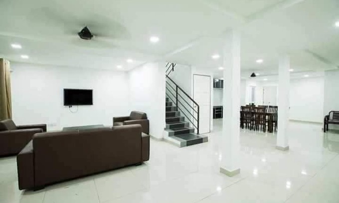 Cherang House | Family-Friendly Jack Guest House with 5 Rooms & Child Care