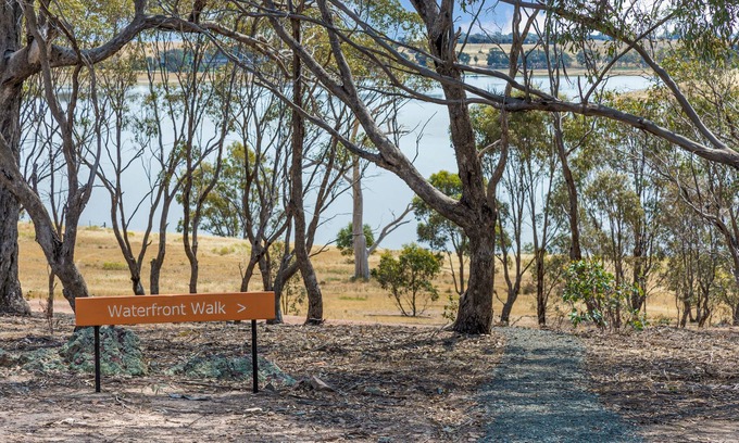 Welshmans Reef House | Waterfront Retreat at Jack's Point with Pool & Spa