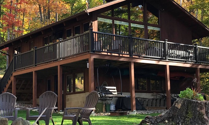 Jackson Cabin | Mountain Retreat in Jackson, NH: Views & Pet-Friendly Stay