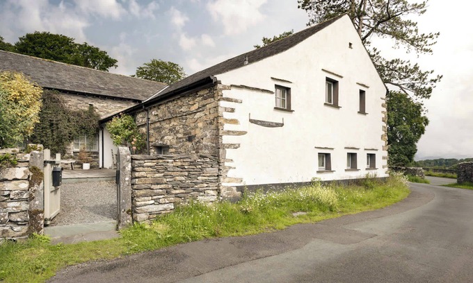 Penny Bridge House | Jackson's Barn Summar