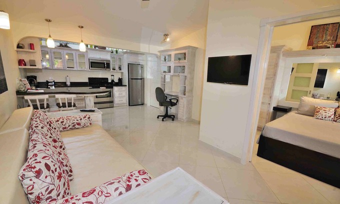 Jaco Condo | Beachfront Condo in Jaco with Pool and Ocean Views