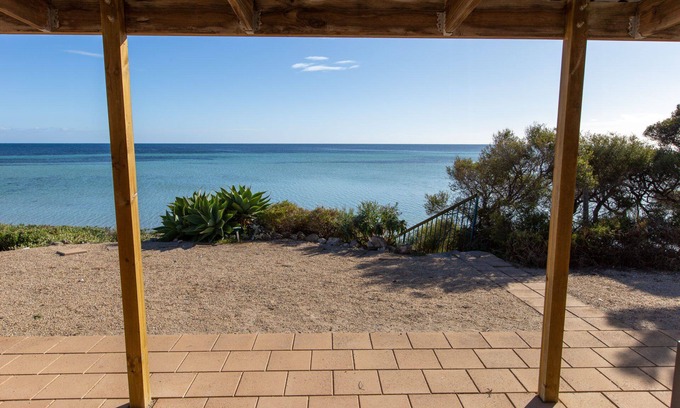 Carribie House | Jacob's Place - Beachfront Retreat with Pool & Ocean Views