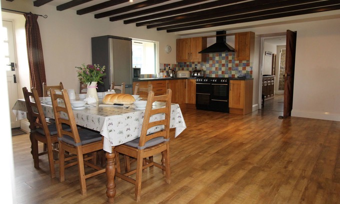 Cramlington House | Discover Jacobswell House at Burradon Farm - Pet Friendly Stay