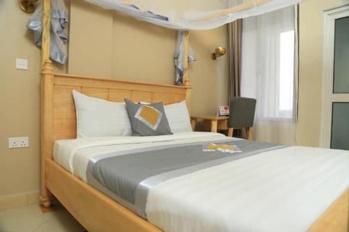 Fort Portal Hotel | Pet-Friendly Jade Hotel with Breakfast and Family Amenities