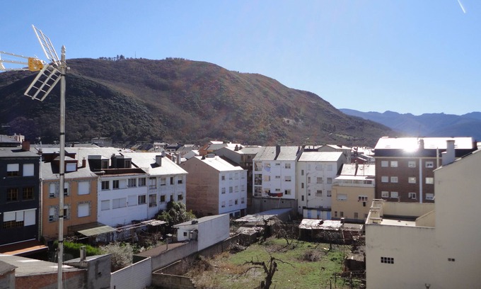 Ponferrada Condo | Discover Jaen Apartment: Family-Friendly Retreat in Ponferrada
