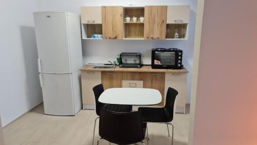 Calea Sever Bocu Apartment | Top-Rated Jafar Resort 3: Family-Friendly & Accessible Stay
