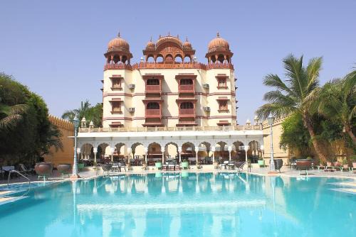 Pushkar Hotel | Inviting Jagat Palace: Pool, Spa & Family-Friendly Retreat
