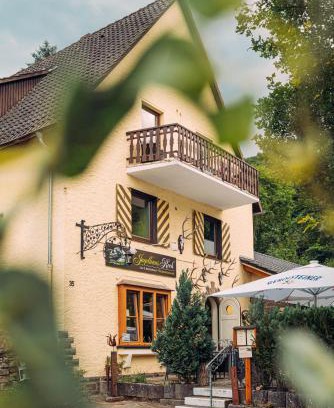 Rech Hotel | Pet-Friendly Retreat at Jagdhaus Rech - Ahr
