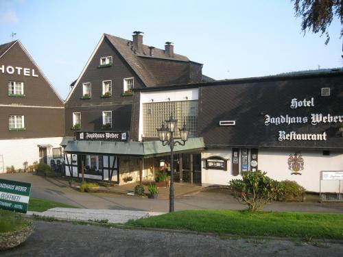 Herscheid Hotel | Family-Friendly Getaway at Jagdhaus Weber with Dining Options