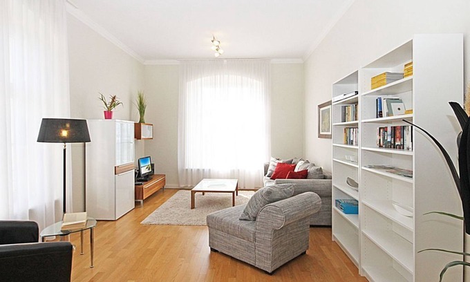 Hohen Niendorf Apartment | Jagdschloss WE 5: comfortable and high-quality furnished 2-room apartment