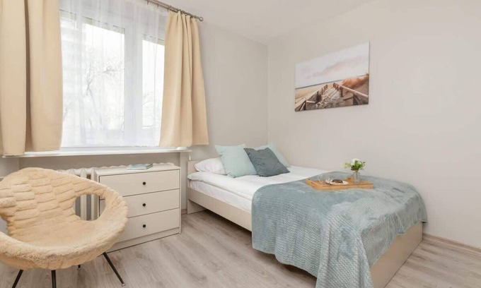 Przymorze Apartment | Charming Gdansk Apartment Near Park & Beach – Pet Friendly