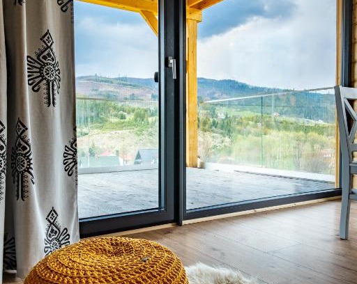 Ujsoy Apartment | Jagodówka: Top-Rated Retreat with Hot Tub & Family Amenities
