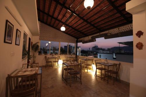 Amer Fort Road Hotel | Discover Jai Villa: Boutique Hotel with Family-Friendly Perks