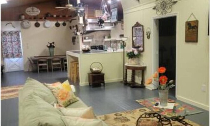 Locust Grove House | Jake's Outpost