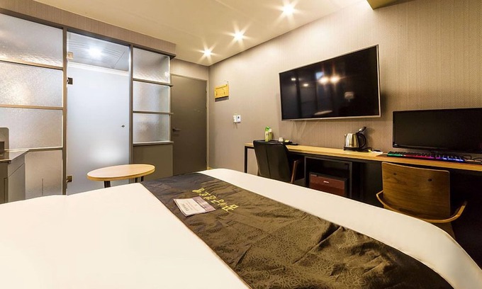 Jakjeonseoun-dong Hotel | Budget-Friendly Jakjeon Dream Palace with Family Amenities