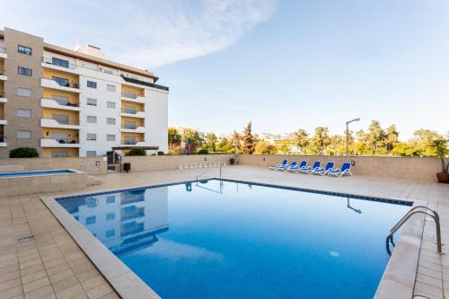 Lagos Apartment | Elegant Oceanfront Apartment Steps from Town and Beach