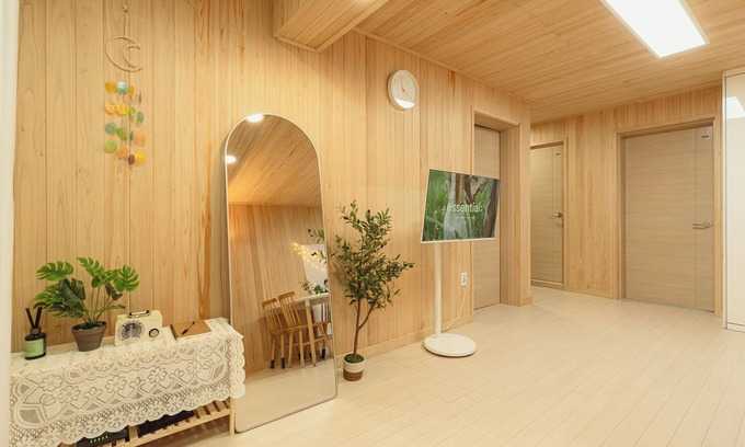 Bangi-dong Apartment | #JamsilStation #LotteTower #KSPO #SongridanGil #Gangnam #3QueenBeds #UpTo6Guests