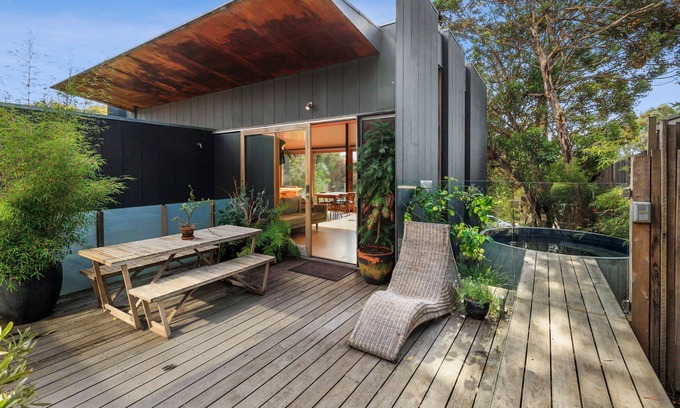 Jan Juc House | Relax at Jan Juc Jungalow with Private Heated Plunge Pool
