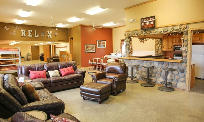 Benson County Cabin | Experience Jan's RV Park and Lodge Near Devil's Lake