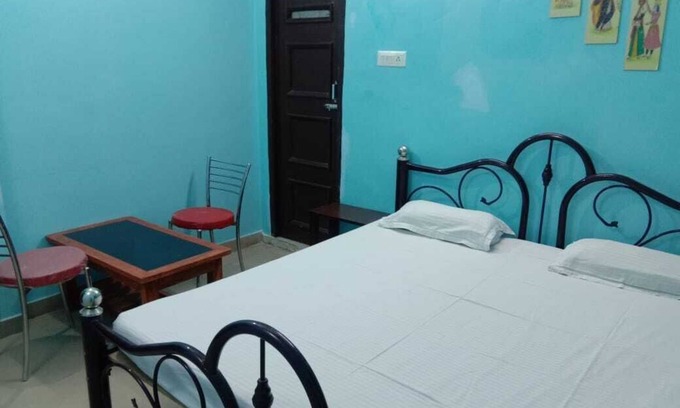 Mohangarh House | Cozy Janardan Homestay Lucknow with Family-Friendly Amenities