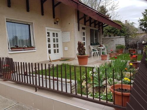 Abaujszanto House | Comfortable Jancsi és Juliska Vendégház with Hot Tub & Breakfast