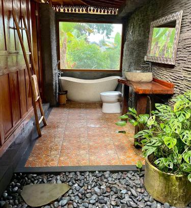 Nungnung House | Relax at Jane's House & Spa in Bedugul, Bali - Rated 9.9