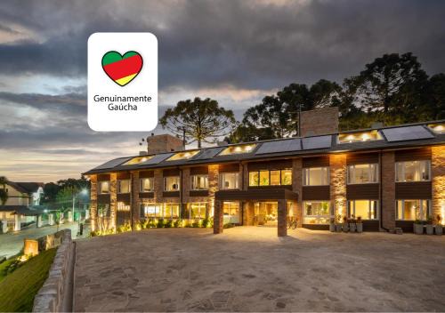 Vila Luiza Hotel | Elegant Jangal das Araucárias Swan Design Hotel in Canela