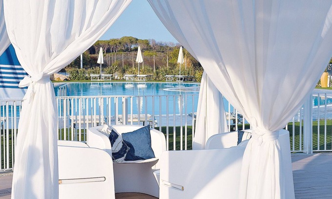 Porto Ottiolu Hotel | Relax at Janna e Sole Resort with Ocean Views & Pool