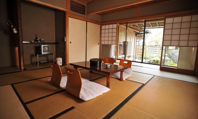 Ukyo Ward Hotel | Spacious Japanese-Style Haven with Breakfast in Kyoto