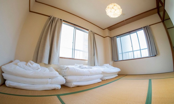 Naniwa Apartment | Comfortable Japanese Style Room with Kitchen in Osaka
