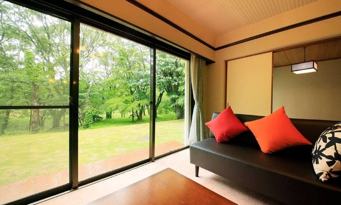 Ito Hotel | Experience Japanese-Western Style Rooms for 5 in Ito