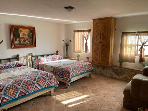 El Oasis Valsequillo House | Discover Scenic Cabañas at Jardín Quinta Las Fuentes