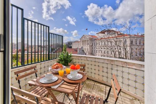 Merces Apartment | Ideal Stay at Jardim Das Flores Apartment - 4-Star Experience