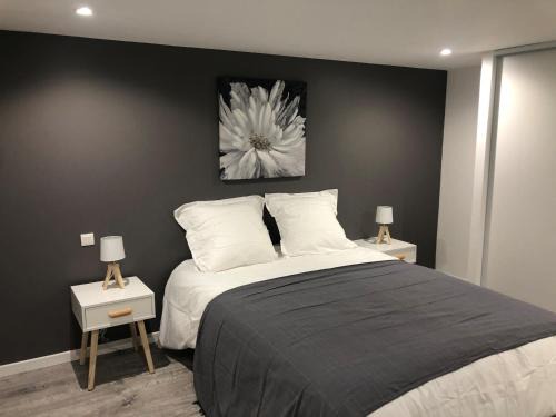 Saint Augustin Apartment | Family-Friendly Stay at Jardin de la Béchade with Dining