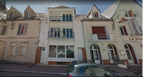 Gien Apartment | Discover Family-Friendly Comfort at Jardin Fleury Hotel