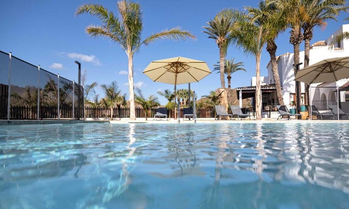 Vista de los Angeles-Rumina Hotel | Beachfront Bliss at Jardines de la Mata Boutique Hotel