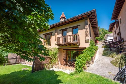 Berodia Apartment | Top-Rated Jascal Hotel in Picos de Europa Awaits You