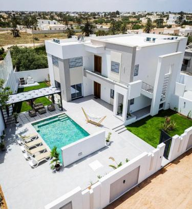 Mezraia Villa | Relax at Jasmin Villas Djerba with Pool and Ocean Views