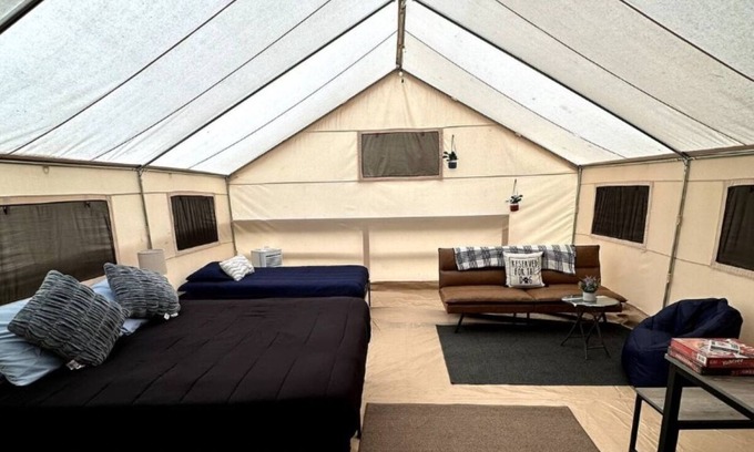 Mc Caskill Resort | Cozy Jasper Safari Tent: Ideal for Family Getaways