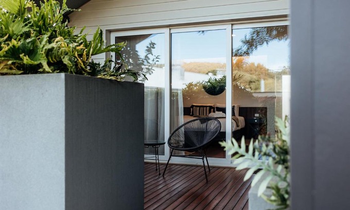 Pemberton Resort | Experience Jaspers Cabins: Family-Friendly Retreat with Breakfast