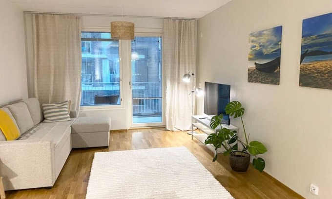Etelainen District Apartment | Experience JÄTKÄSAARI-1: Seafront Stay with Family-Friendly Amenities